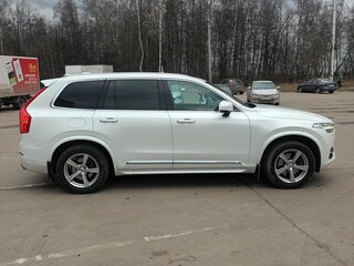 2017 Volvo XC90 II, белый, 2600000 рублей, вид 2