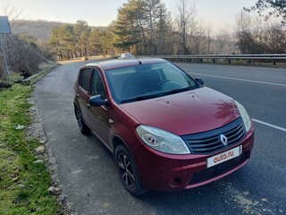 2010 Renault Sandero I, красный, 400000 рублей, вид 1