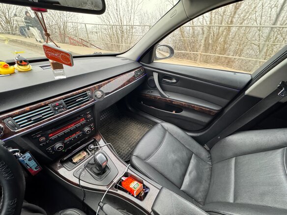 2008 BMW 3 серии 325xi V (E90/E91/E92/E93), серый, 1300000 рублей - вид 4
