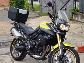 2011 Triumph Tiger 800, жёлтый, 630000 рублей, вид 2