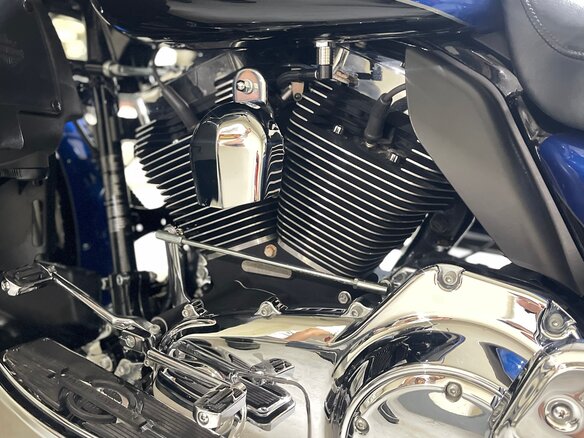 2010 Harley-Davidson Electra Glide, синий, 2150000 рублей - вид 12