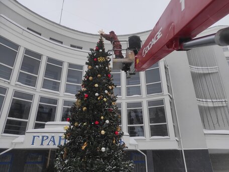 2012 ГАЗ 3308, белый, 3500000 рублей, вид 2