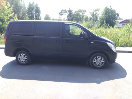 2013 Hyundai Grand Starex, чёрный, 1350000 рублей, вид 1