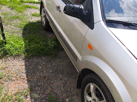 2008 Ford Fusion I Рестайлинг, серебристый, 300000 рублей - вид 5