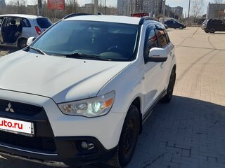 2011 Mitsubishi ASX I, белый, 800000 рублей, вид 1