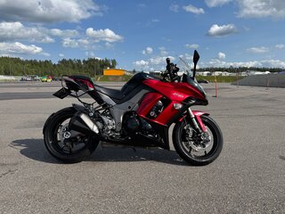 2011 Kawasaki Z 1000SX, красный, 770000 рублей, вид 1
