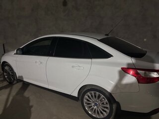 2013 Ford Focus III, белый, 830000 рублей, вид 3