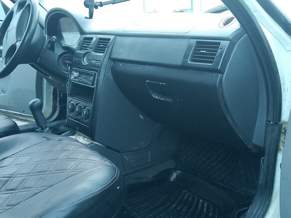 2009 Lada (ВАЗ) Priora I, белый, 400000 рублей - вид 8