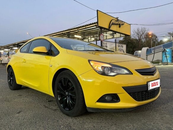 2012 Opel Astra GTC J Рестайлинг, жёлтый, 870000 рублей - вид 10
