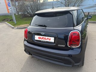 2021 Mini Hatch Cooper III (F55/F56) Рестайлинг 2, синий, 3050000 рублей, вид 5