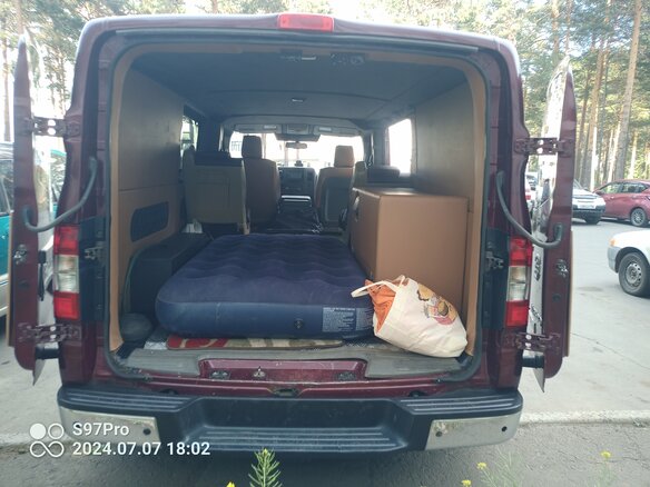 2012 Nissan NV-Series (1500/2500/3500), пурпурный, 2150000 рублей - вид 30