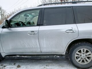 2008 Toyota Land Cruiser 200 Series, серебристый, 2800000 рублей, вид 3