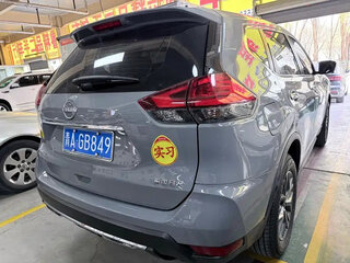 2026 Nissan X-Trail III Рестайлинг 2, серебристый, 2499000 рублей, вид 2