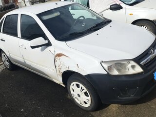 2012 Lada (ВАЗ) Granta I, белый, 300000 рублей, вид 3
