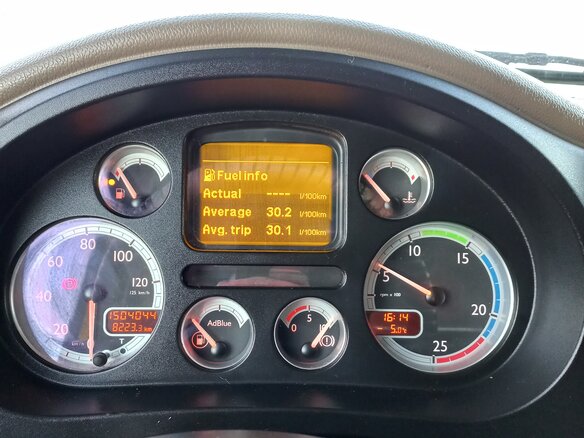 2008 DAF XF 105, жёлтый, 2150000 рублей - вид 1
