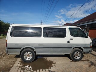 2003 Toyota Regius Ace H100, белый, 870000 рублей, вид 2