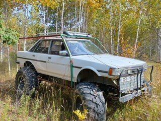 1986 Toyota Mark II V (X70), белый, 600000 рублей, вид 4