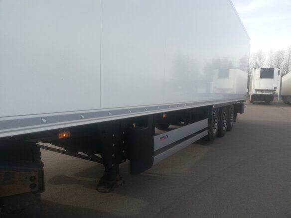 2021 Schmitz Cargobull SKO, белый, 8200000 рублей - вид 9