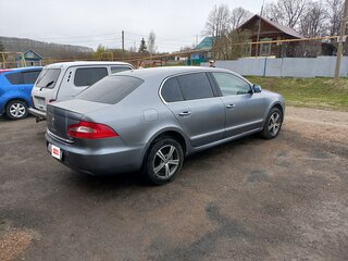 2012 Skoda Superb II, серый, 750000 рублей, вид 4