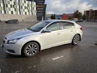 2012 Chevrolet Cruze I, серебристый, 700000 рублей, вид 4