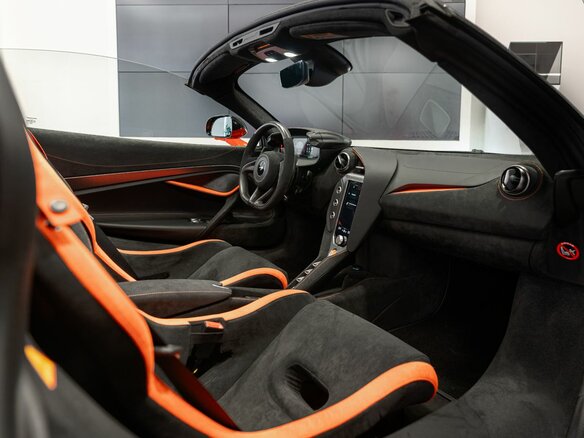 2026 McLaren 750S, оранжевый, 42900000 рублей - вид 19
