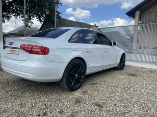 2012 Audi A4 IV (B8) Рестайлинг, белый, 999999 рублей, вид 3