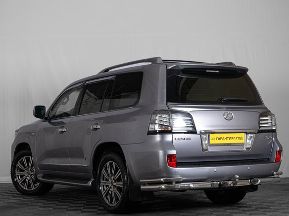 2008 Lexus LX 570 III, серебристый, 3600000 рублей - вид 5