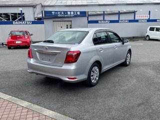 2018 Toyota Corolla Axio XI (E160, E170) Рестайлинг 2, серебристый, 1190000 рублей, вид 3