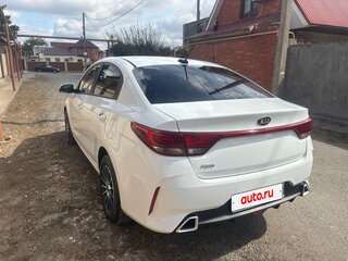2021 Kia Rio IV Рестайлинг, белый, 1500000 рублей, вид 1