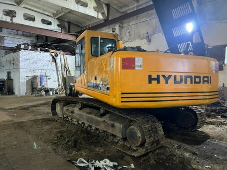 2006 Hyundai R210LC, оранжевый, 3500000 рублей, вид 2