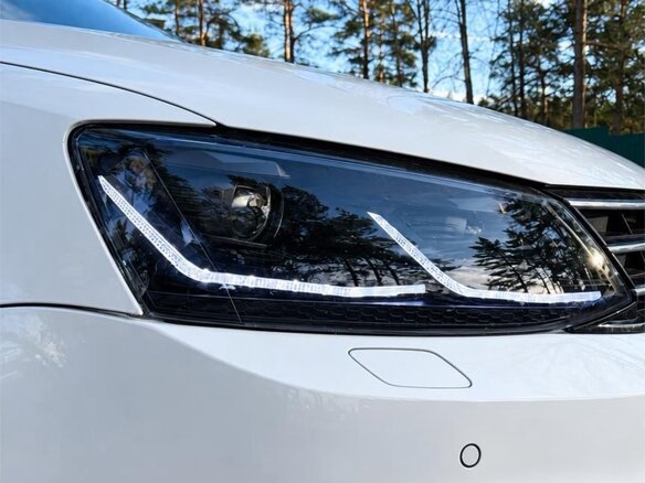 2017 Volkswagen Jetta VI Рестайлинг, белый, 1330000 рублей - вид 10