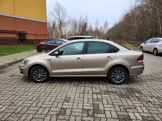 2019 Volkswagen Polo V Рестайлинг, бежевый, 1500000 рублей, вид 4