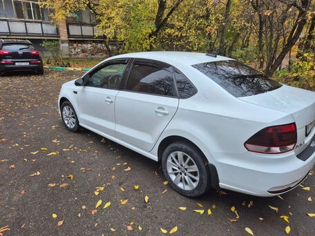 2019 Volkswagen Polo V Рестайлинг, белый, 920000 рублей, вид 5