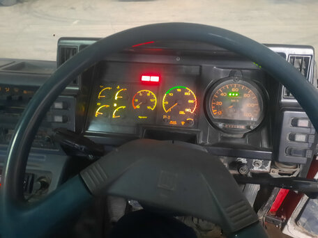 1995 Isuzu Автобетоносмеситель, красный, 2600000 рублей, вид 4