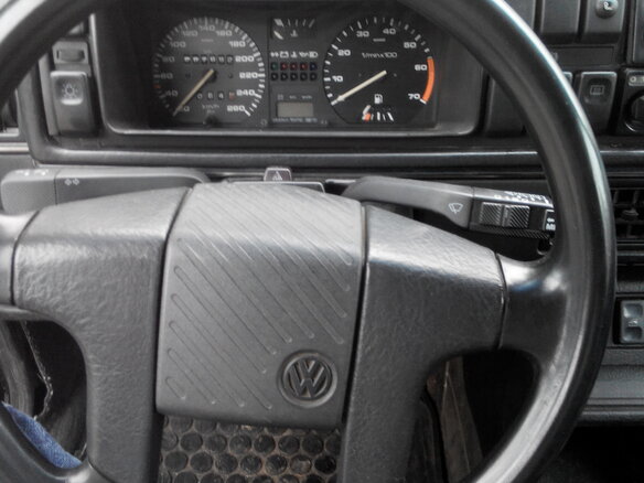 1991 Volkswagen Golf GTI II, серый - вид 1