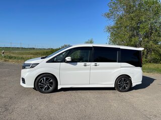 2019 Honda Stepwgn Spada V Рестайлинг, белый, 2610000 рублей, вид 5