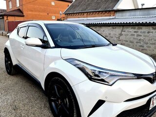2019 Toyota C-HR I, белый, 2410000 рублей, вид 1