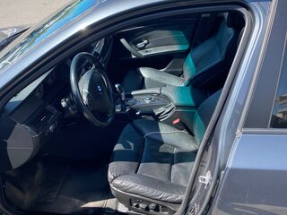 2009 BMW 5 серии 525i V (E60/E61) Рестайлинг, серый, 1200000 рублей, вид 5