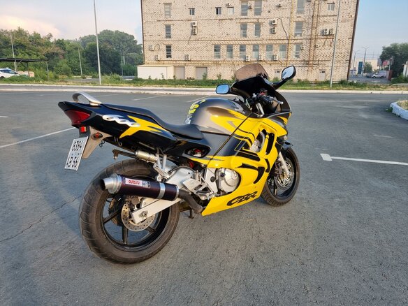 1997 Honda CBR 600F, жёлтый, 370000 рублей - вид 5