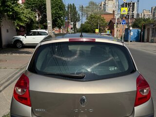 2008 Renault Clio III, бежевый, 320000 рублей, вид 4