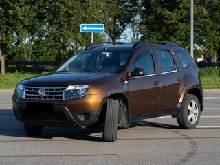 2014 Renault Duster I, коричневый, 844283 рублей, вид 1