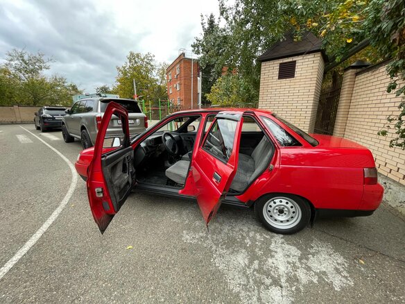 1998 Lada (ВАЗ) 2110, красный, 400000 рублей - вид 5