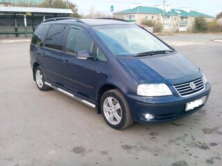 2007 Volkswagen Sharan I Рестайлинг 2, синий, 699000 рублей, вид 2