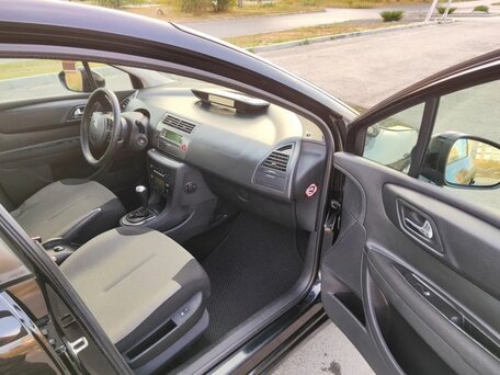 2010 Citroen C4 I Рестайлинг, чёрный, 475000 рублей, вид 5