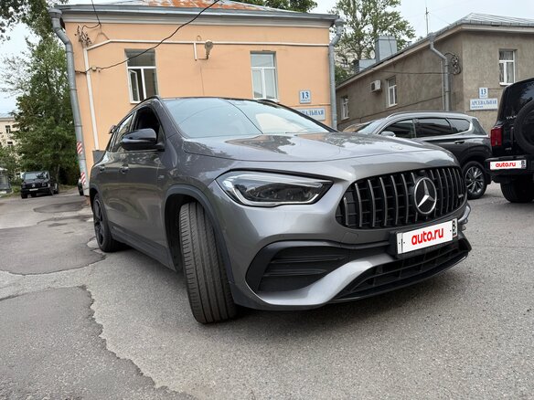 2021 Mercedes-Benz GLA AMG 35 AMG II (H247), серый, 4390000 рублей - вид 1