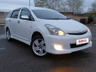 2005 Toyota Wish I Рестайлинг, белый, 900000 рублей, вид 2