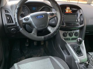 2012 Ford Focus III, серебристый, 680000 рублей, вид 5