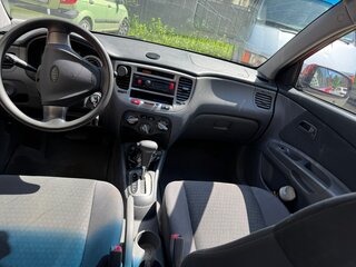 2006 Kia Rio II, оранжевый, 420000 рублей, вид 5