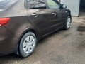 2016 Kia Rio III Рестайлинг, коричневый, 1300000 рублей - вид 9