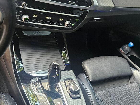 2019 BMW X3 20d xDrive III (G01), чёрный, 4500000 рублей - вид 8